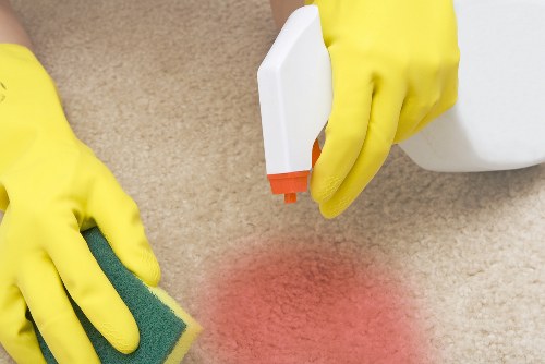 Professional oven cleaning service for a Southkensington kitchen