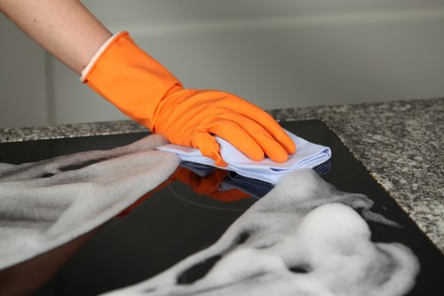 Detailed deep cleaning service for Southkensington apartments